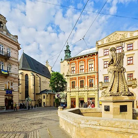 Smart Apartments: Lviv, Steps From Opera House * Lviv
